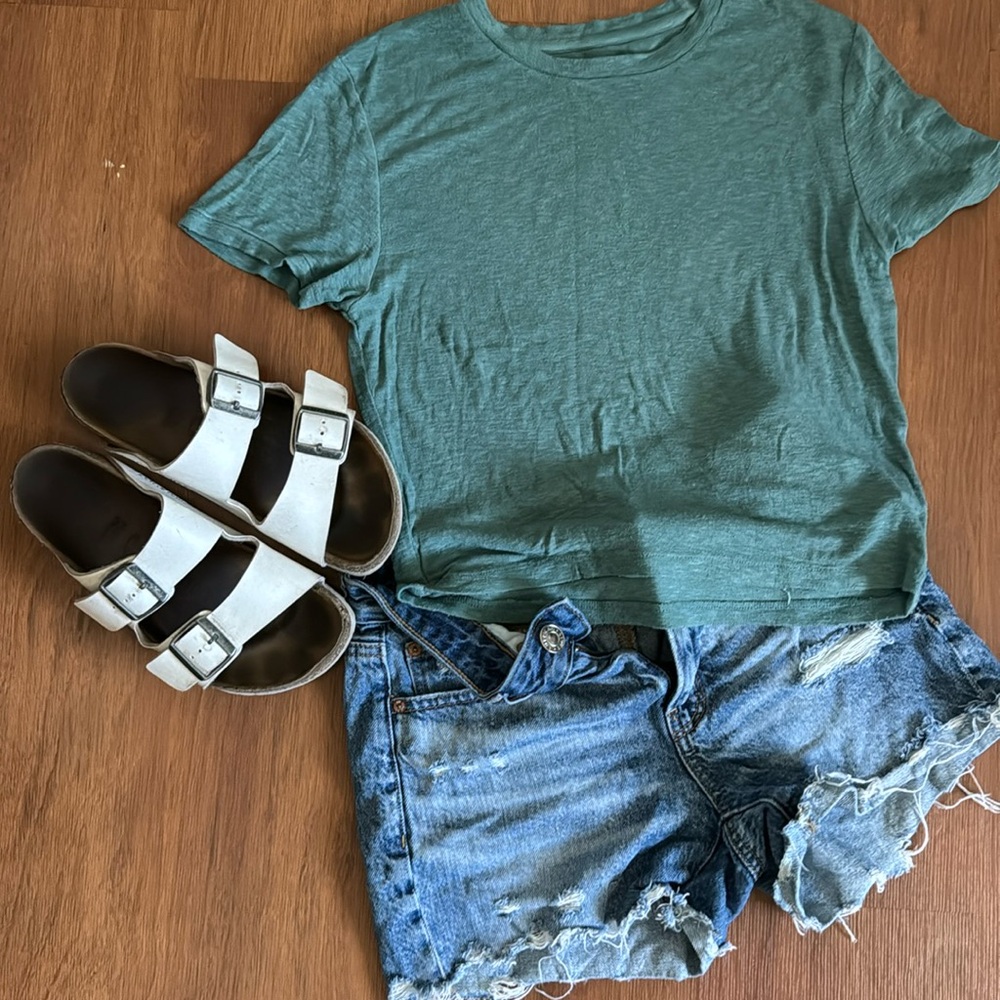 American Eagle T Shirt